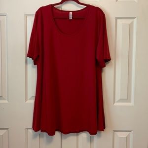 EUC Lularoe Perfect Tee 2X